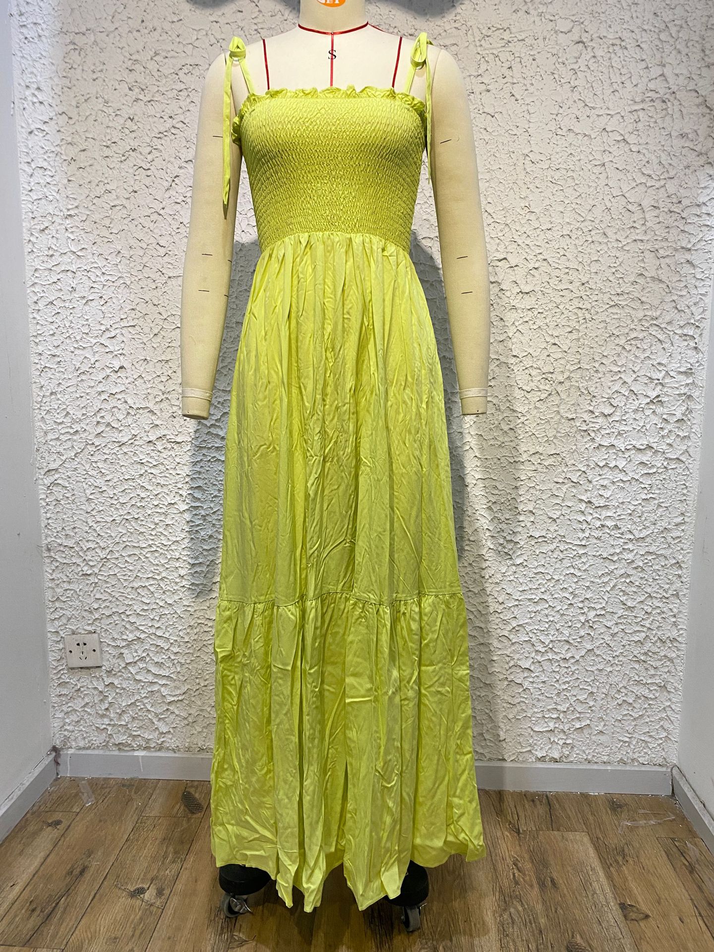 Venta Al Por Mayor Mujeres Vacaciones Color Sólido Fiesta Fiesta Correa Sin Cuello Sin Mangas Vestidos Oscilante display picture 24