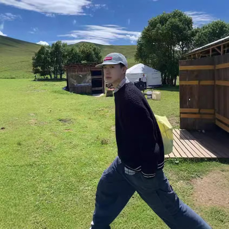 Korean-style Casual Loose Hollow Mesh Knitted Sweater for Men and Women Autumn and Winter Niche Advanced Basic All-match Top