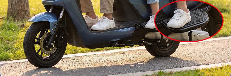 Suitable for electric vehicles, Knight 300 protective bar, foldable footrest, body anti-collision safety guard, thickened footrest