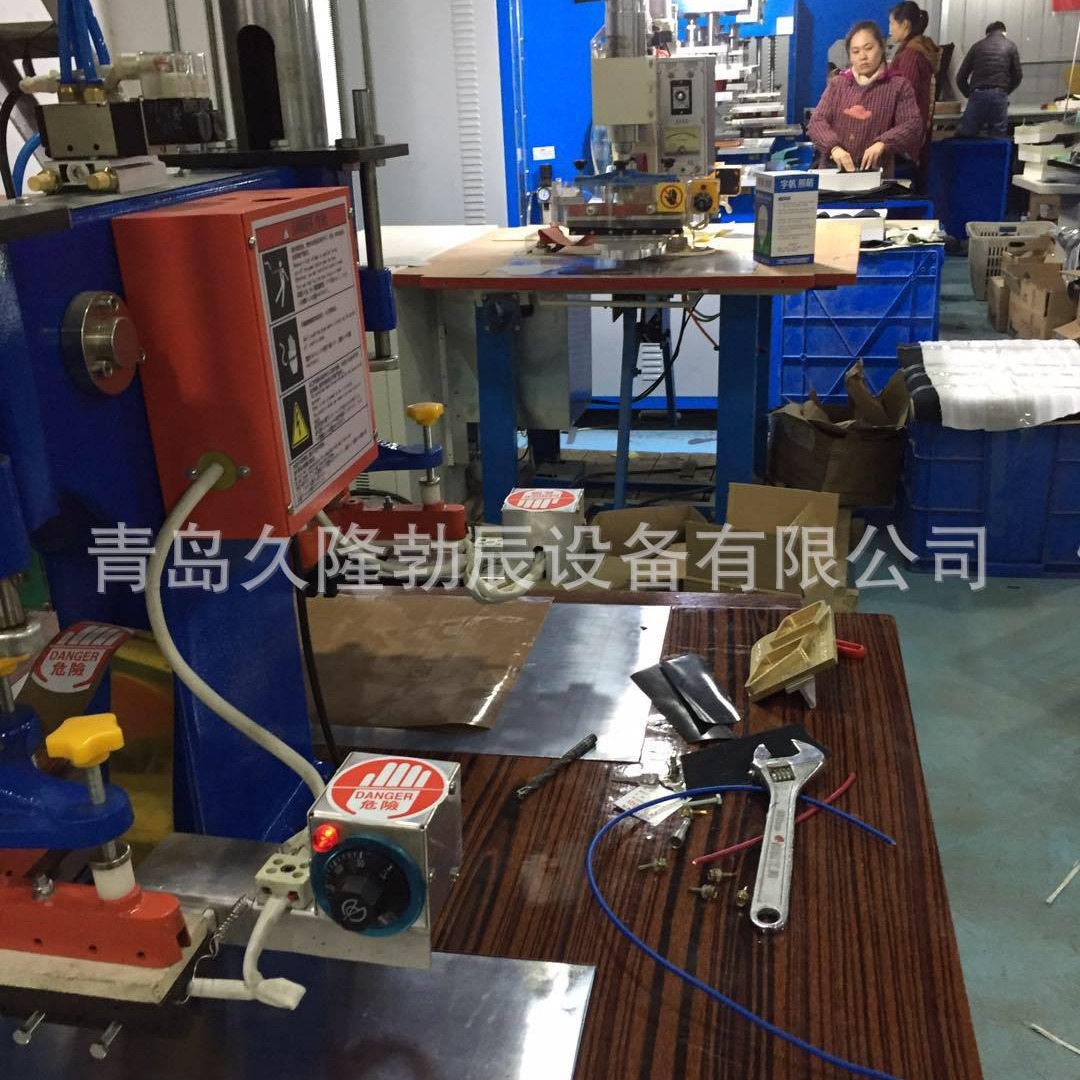 ��ʯ�����������������ӹ��������������˶���Χ�����Ⱥϻ�����