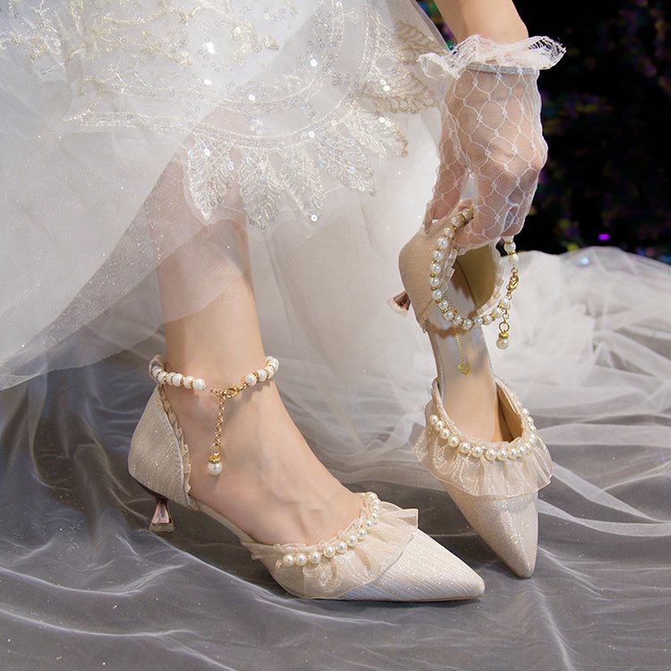 Champagne color