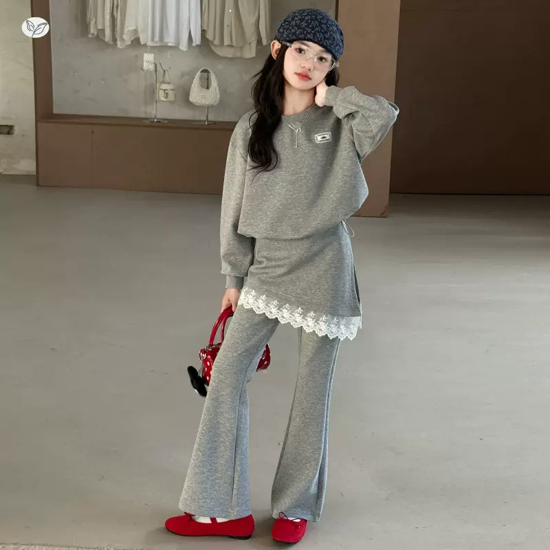 女童2026年春季拼接蕾丝裙帘喇叭裤套装中大童春秋套头卫衣长袖衫