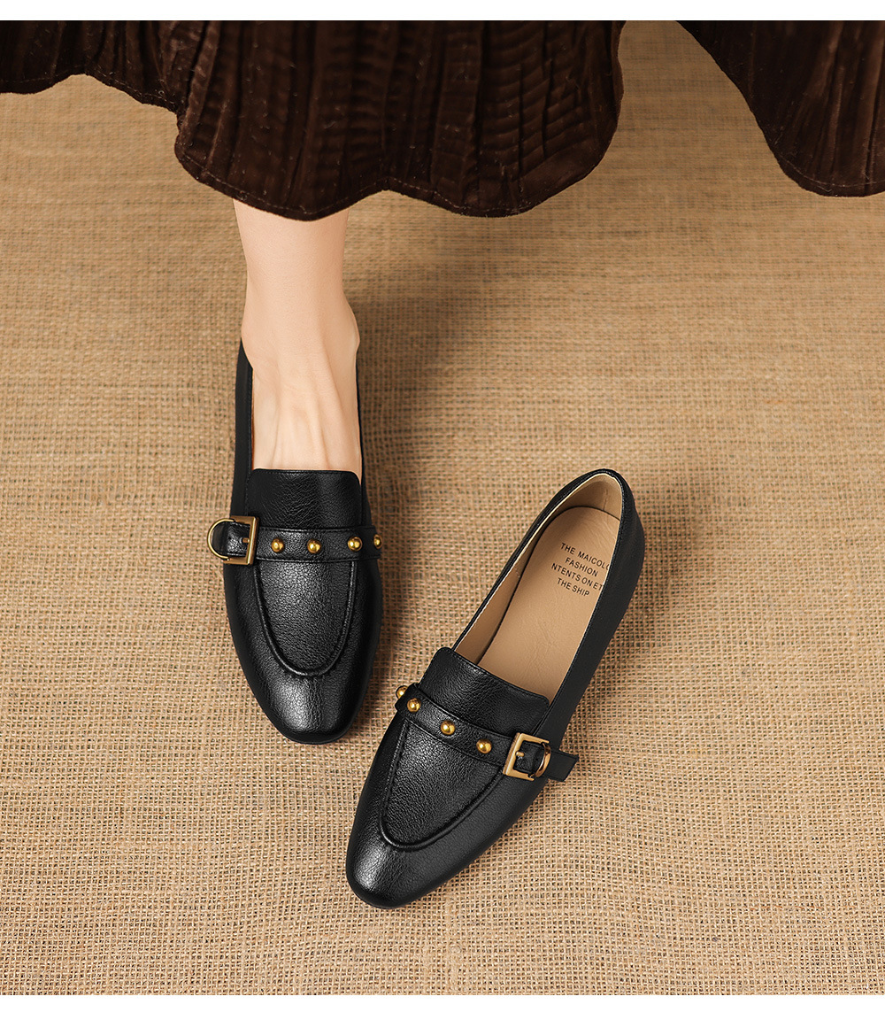 Giày da cừu loafer nữ mũi tròn gót thấp đinh tán — đen chi tiết 2