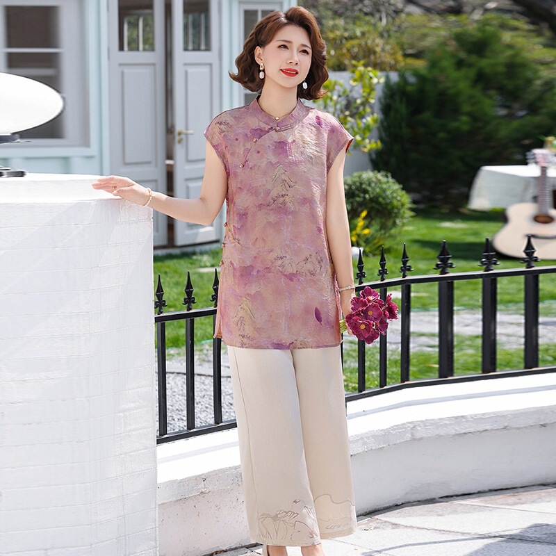2026 New Summer New Chinese-Style Mother's Clothing with a Sense of Design, National Style Jacquard, Fashionable and Stylish Women's Short-Sleeve Top 2026 New Summer New Chinese-Style Mother's Clothing with a Sense of Design, National Style Jacquard, Fashionable and Stylish Women's Short-Sleeve Top