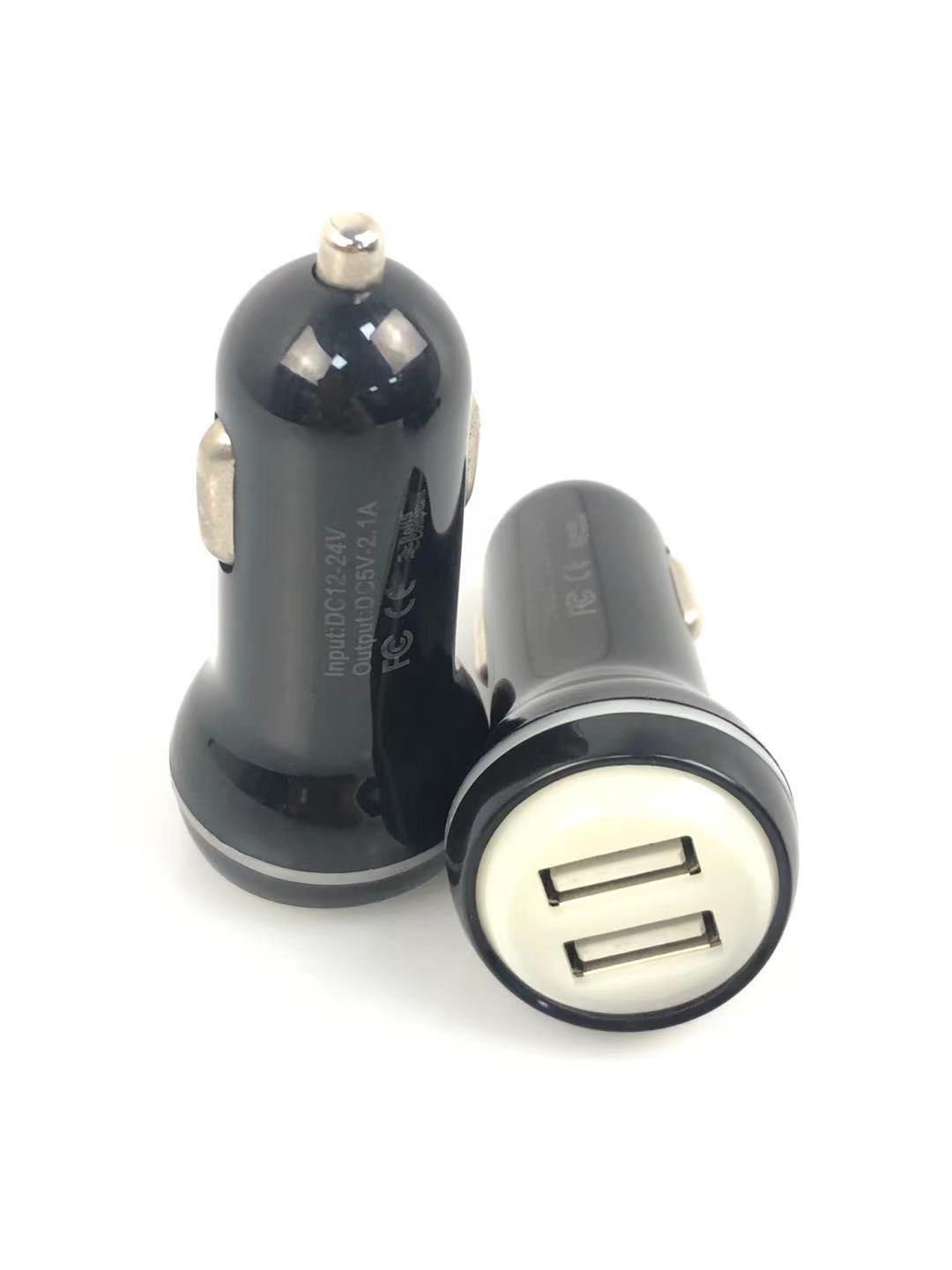 Yeni Model Araba Şarjı 3A Hızlı Şarjlama Otomobil Şarj Cihazı Çift USB Araba Şarjı Multifonsiyonel Akıllı Araç Şarj Cihazı Üreticisi