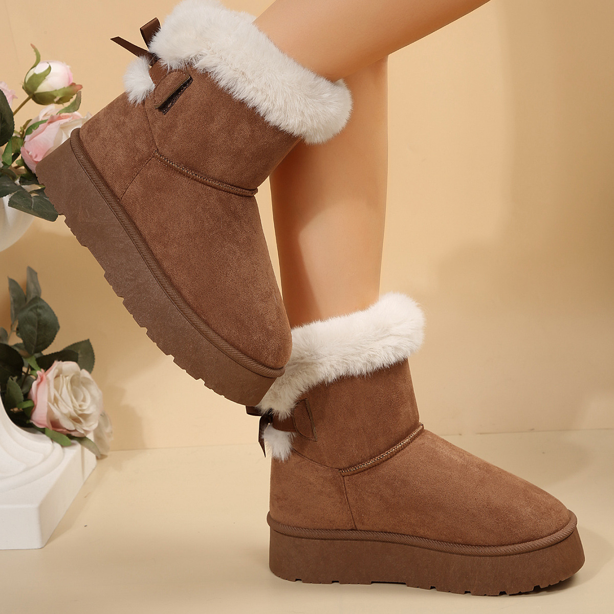 Add velvet and thick snow boots a winter new thick soled middle help hairy bow cotton shoes_viptrois.com