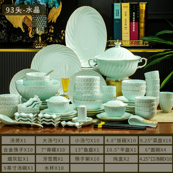 93-piece crystal set