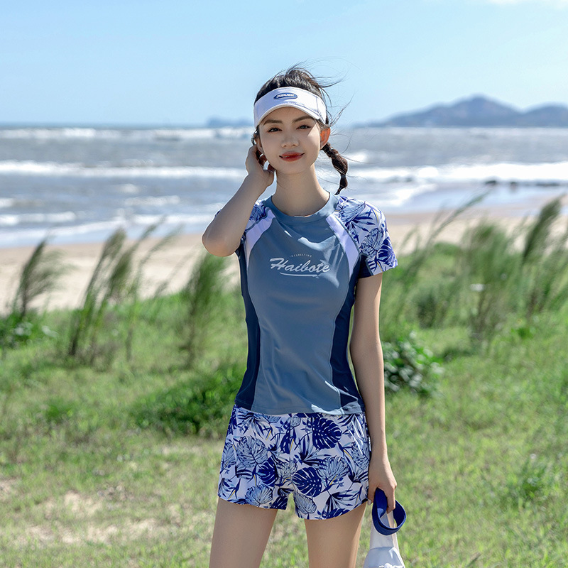 2023新款泳衣女分体两件套印花保守显瘦学生运动款游泳装厂家批发