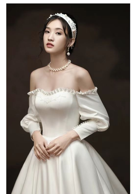 Vestido de Novia de Satén, Estilo Otoño 2025, Nuevo Estilo, Hombros Descubiertos, Manga Larga, Estilo Corte, Vintage, Al Por Mayor
