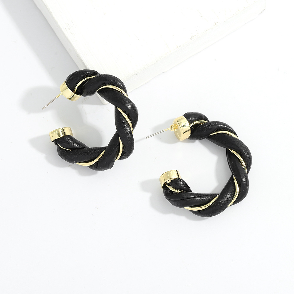 Boucles D&#39;oreilles Rondes Torsadées En Alliage De Cuir display picture 4