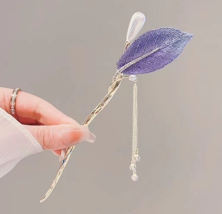 Hairpin 4951