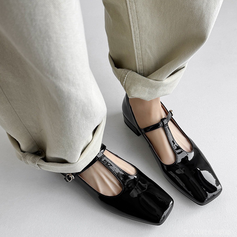 Demi-season retro Mary Jane shoes square toe