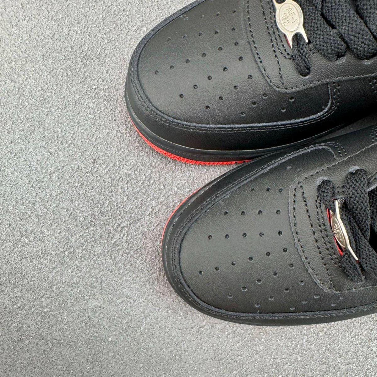 Putian Shoes Pure Original Version Air Force One Overseas Joint Model First Layer Leather Air Cushion Men's and Women's Sports Shoes