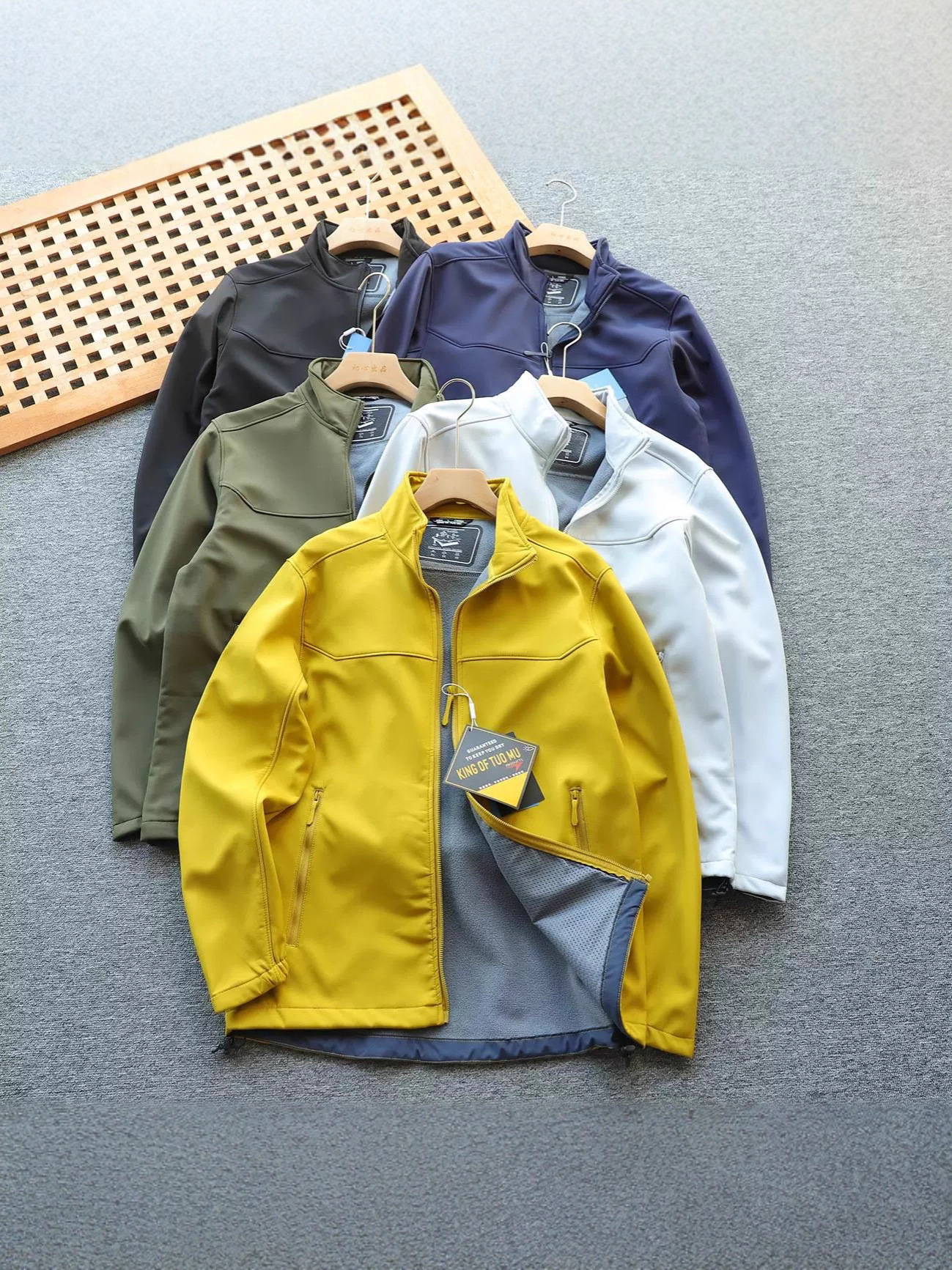 Niao Series Outdoor Stand-Collar Softshell Fleece-Lined Jacket, Windproof and Water-Repellent, Three-Dimensional Cut, Men's Spring, Autumn, and Winter Jacket