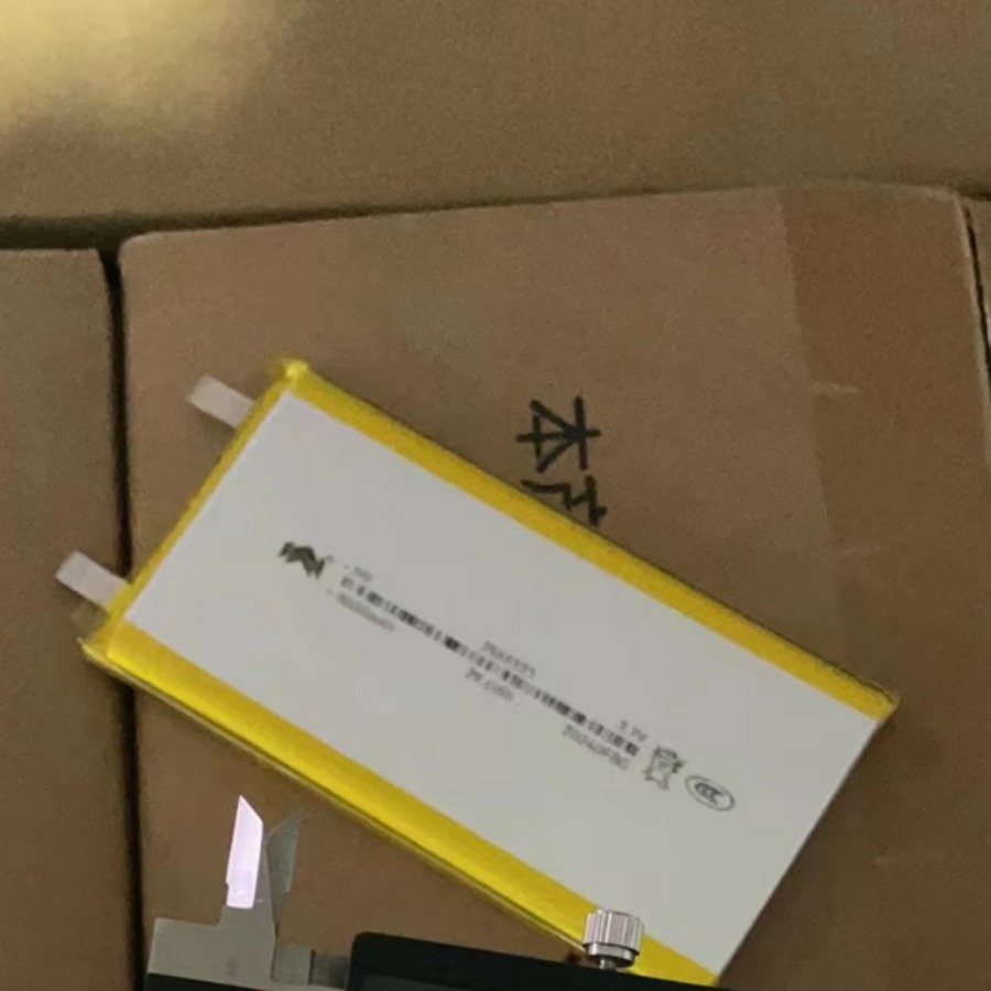 诺威7565121聚合物电池8000mAh3.7V移动储能太阳能充电宝便携储能