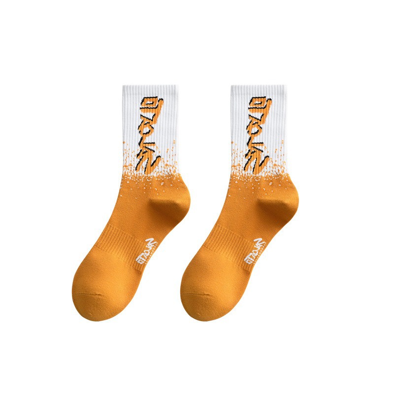 잘 생긴 작은 노란색