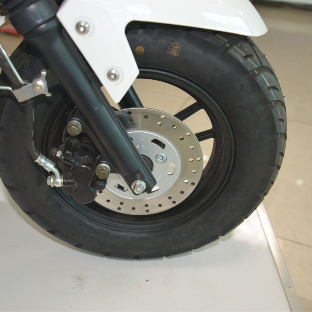 Fábrica de exportación para scooter de gasolina 150CC motocicleta de combustible de dos ruedas asistido scooter adulto