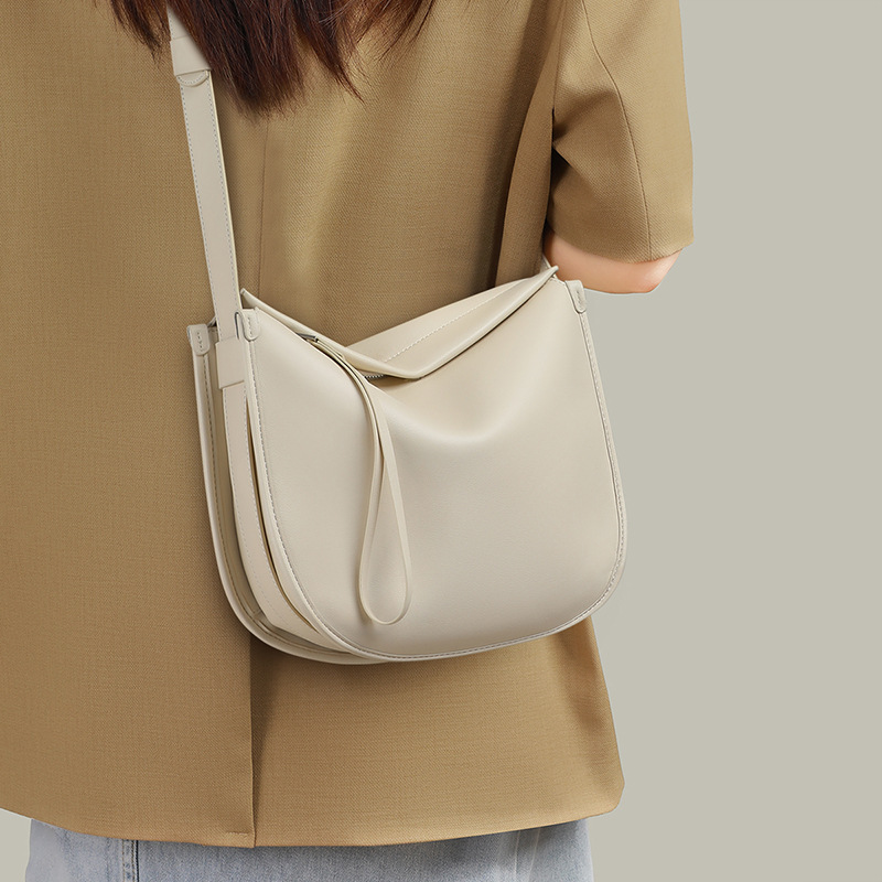 Women’s Bags new autumn and winter messenger bags genuine leather bags large capacity one shoulder underarm high end commuter bags_voghion.com
