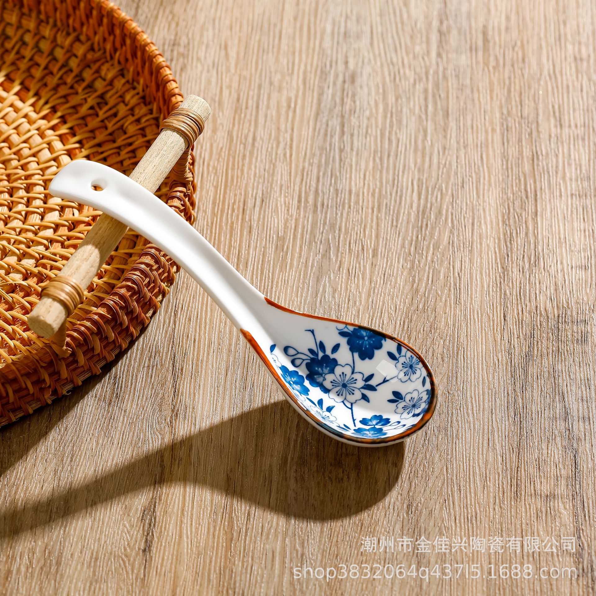 Cuchara japonesa de cerámica hogar Patrón de alto aspecto ins cuchara mezcladora de viento cuchara de gran capacidad diseño de cabeza de cuchara