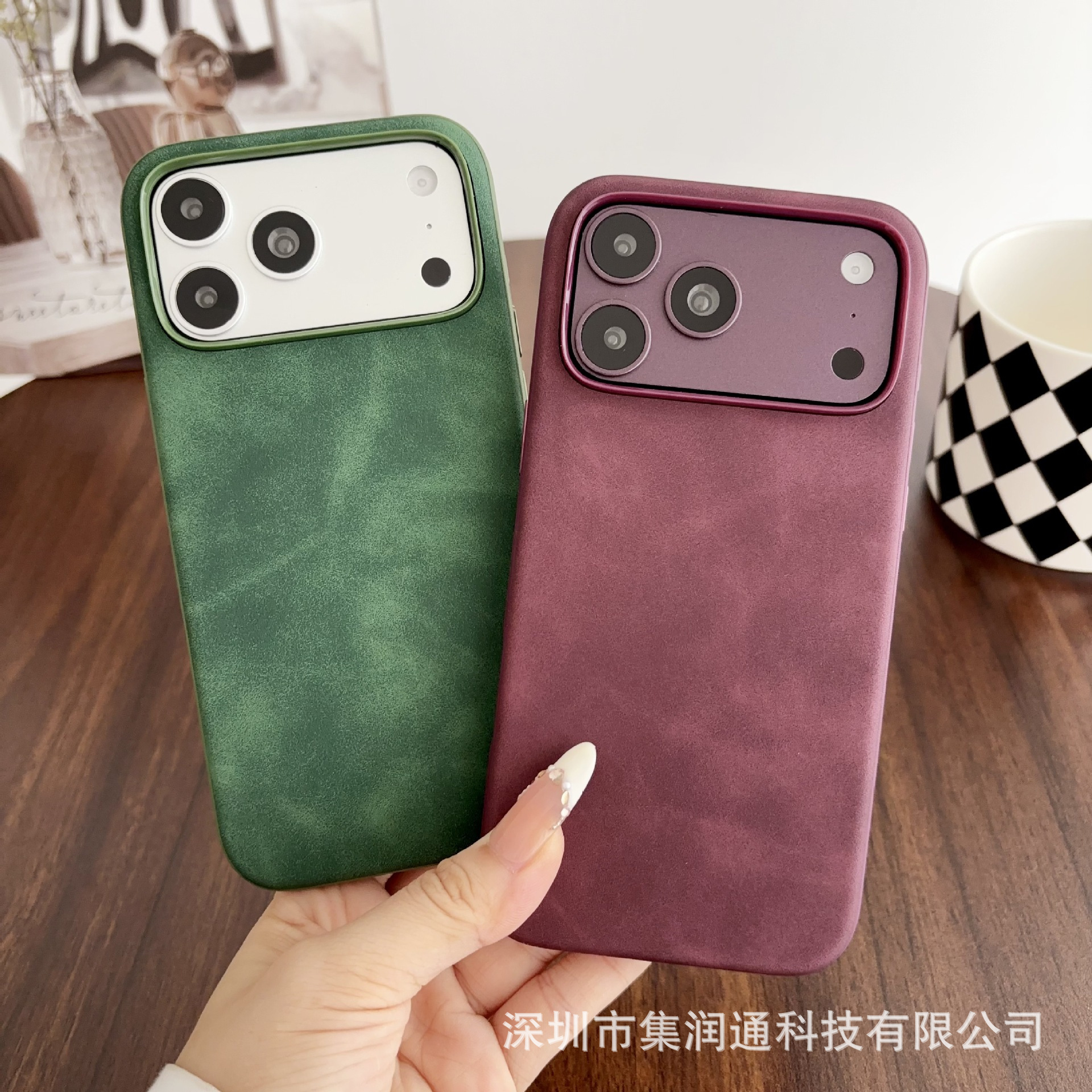 iPhone 18 Pro Max üçün dəri telefon qabı — metal düymələr, zərbəyə