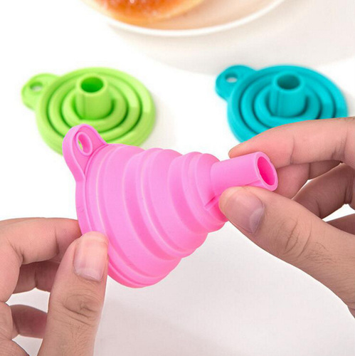 Creative Foldable Mini Telescopic Funnel Kitchen Supplies Silicone Funnel Household Liquid Dispensing Oil Can Funnel Wine Funnel