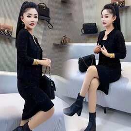 欧货设计2025年春季新款修身套装裙女圆领开衫上衣修身显瘦连衣裙