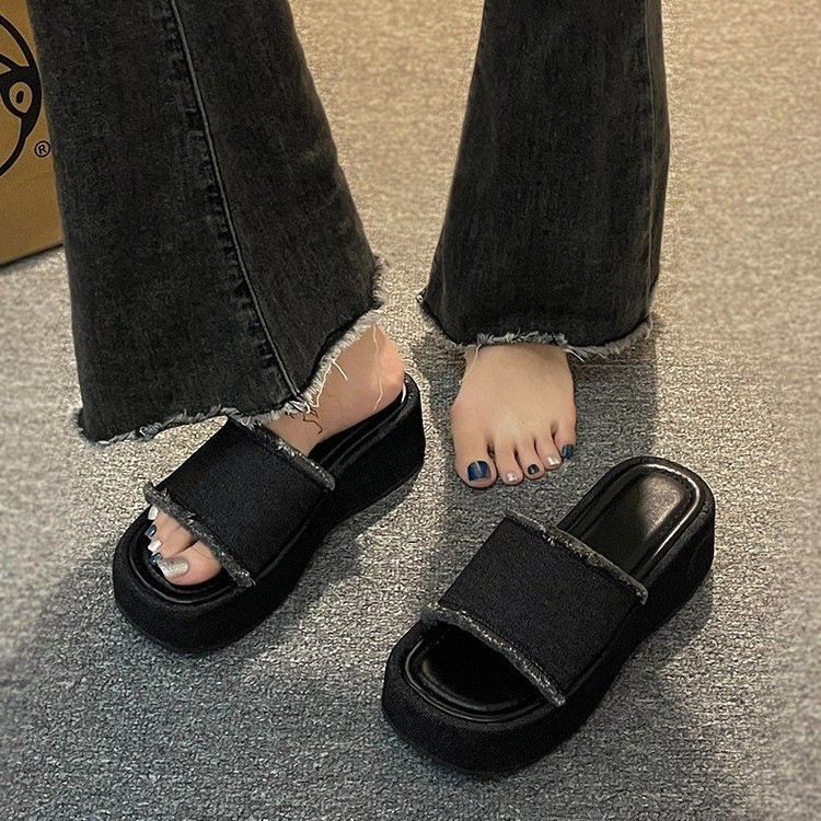 Niche simple denim fashion platform thick-soled wedge sandals for women 2023 new open-toe temperament beach slippers_voghion.com