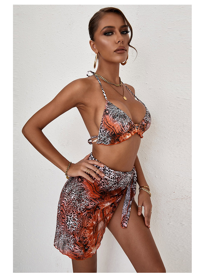 Halterneck Tie-Dye Backless Three-Piece Swimwear NSXSY108966