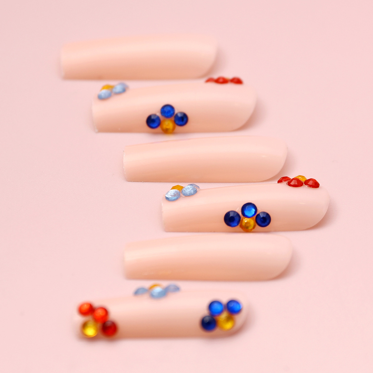 Uñas, uñas, uñas largas europeas y americanas, tubería de agua larga, flores de diamantes, uñas postizas, uñas largas, uñas, uñas, uñas de estilo