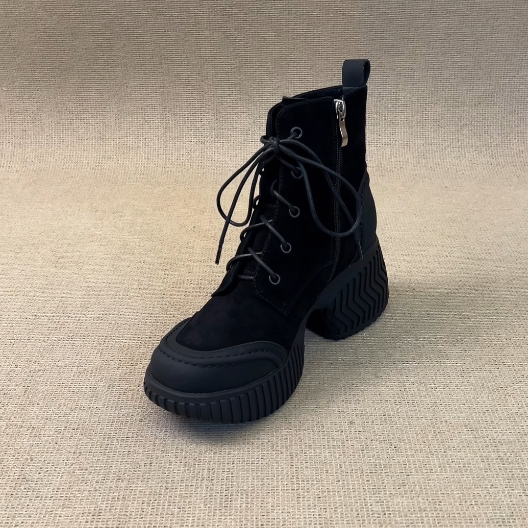 8cm Height-Increasing Thick-Soled Soft Sheepskin Short Boots for Petite Women, Autumn and Winter Vintage Round-Toe Side-Zip Lace-Up Martin Boots for Women