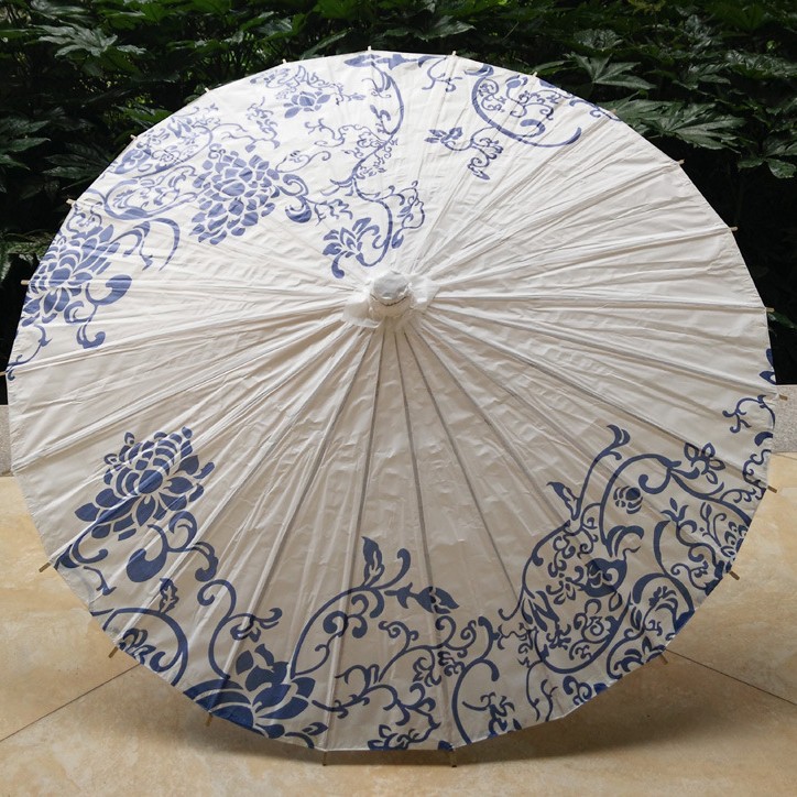 Blue and White Porcelain Letter-Printed White Paper Umbrellas for European and American Wedding Decorations, Party Decorations, Indoor and Outdoor Ceiling Paper Umbrellas