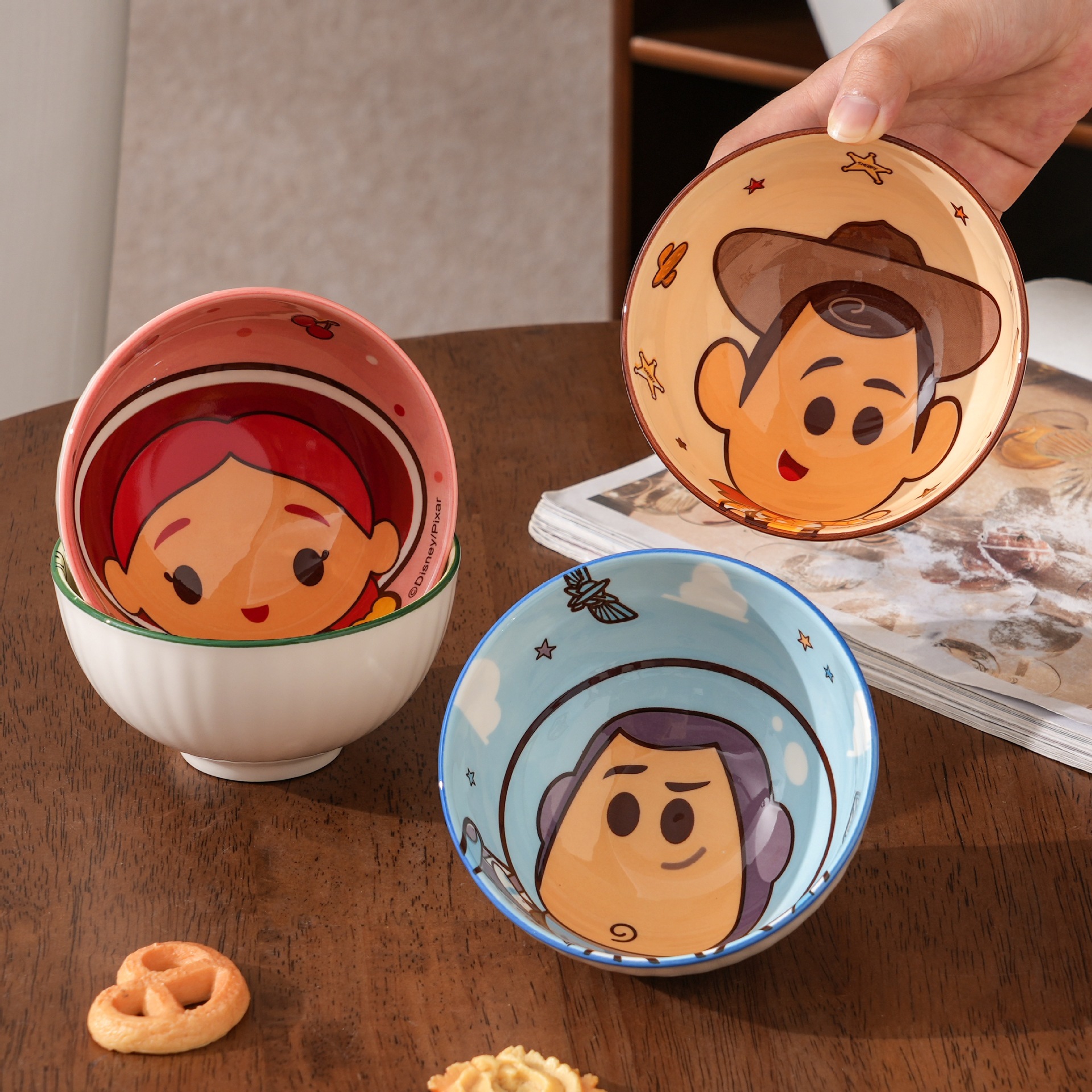 Toy Story Ceramic Arroz Bowl Set de dibujos animados para niños cubiertos caja de regalo casera lindo lindo lindo divertido tazón image 5