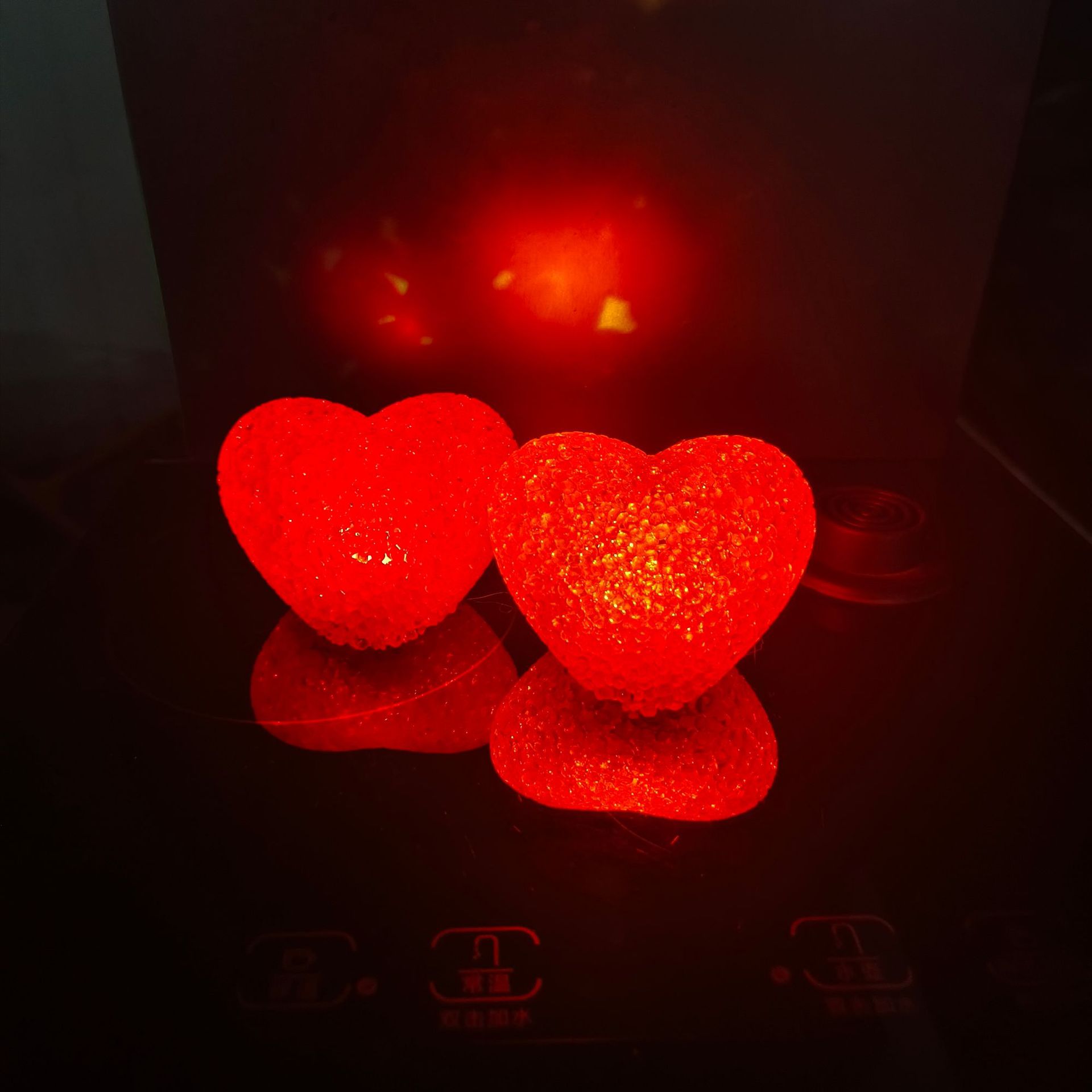 Día Nacional de mano iluminante amor lámpara espectáculo de escenario decoración de la casa de boda amor lámpara de noche boda lámpara de cabecera de cama