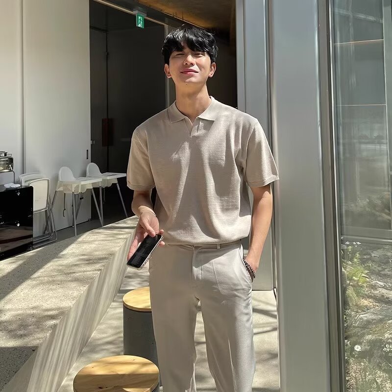 Moda coreana masculina suelta cuello en V cinco mangas de color sólido polo camisa de verano nueva marca de moda de algodón de perla camisa de manga corta