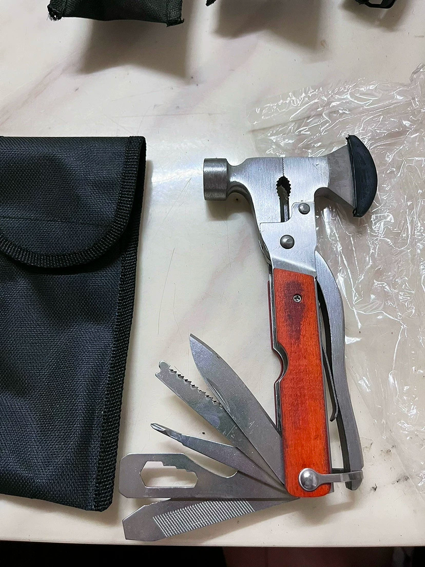 Car safety hammer, escape hammer, window breaker, car glass breaker, vehicle-mounted self-defense spring rescue hammer, car safety hammer