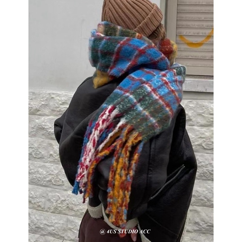 流浪画家冬季复古彩色格子高级感仿羊绒流苏围脖加厚保暖围巾披肩