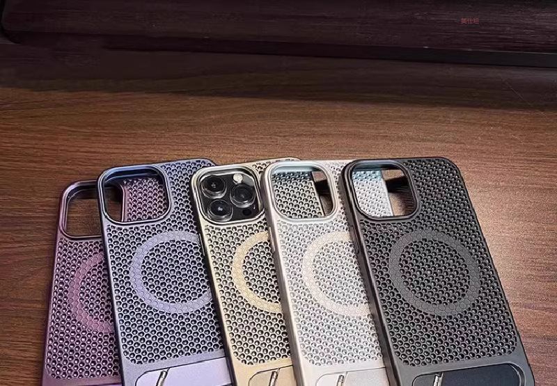 Ốp lưng điện thoại tổ ong tản nhiệt chống rơi có giá đỡ cho iPhone 12–16 Pro Max — [Làm mát tổ ong màu đen★Giá đỡ từ tính], [Làm mát tổ ong màu tím đậm★Giá đỡ từ tính], 【Làm mát tổ ong màu xám★Giá đỡ từ tính], 【Tản nhiệt tổ ong màu bạc★Giá đỡ từ tính] chi tiết 3