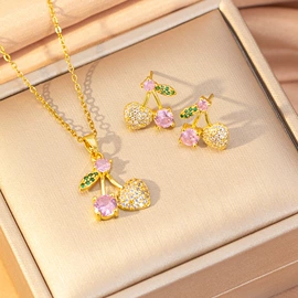 项链;首饰套装;戒指