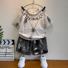子供半袖スーツ男の子クールでハンサムな2025夏服子供服男の子ベビー夏のおしゃれな服2点セット流行