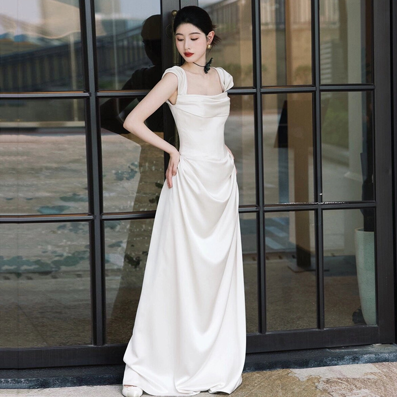 French Satin Light Wedding Dress Bride Elegant High-end Simple Off-shoulder Welcome Gown White Fishtail Dress
