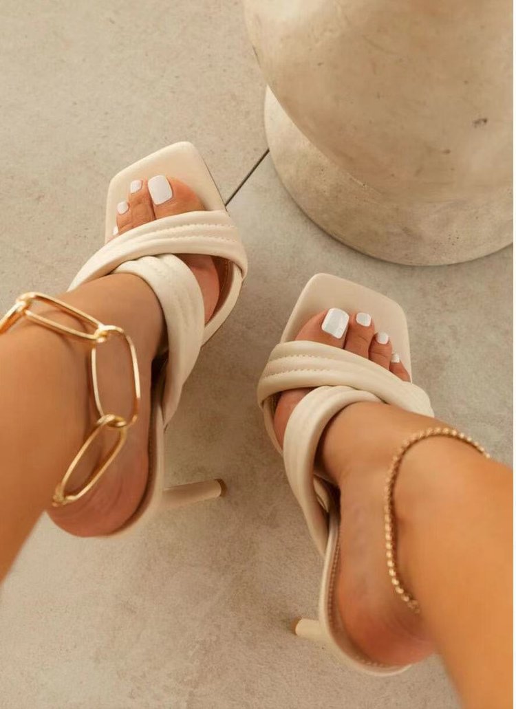 Women's Fashion Solid Color Square Toe High Heel Sandals display picture 9