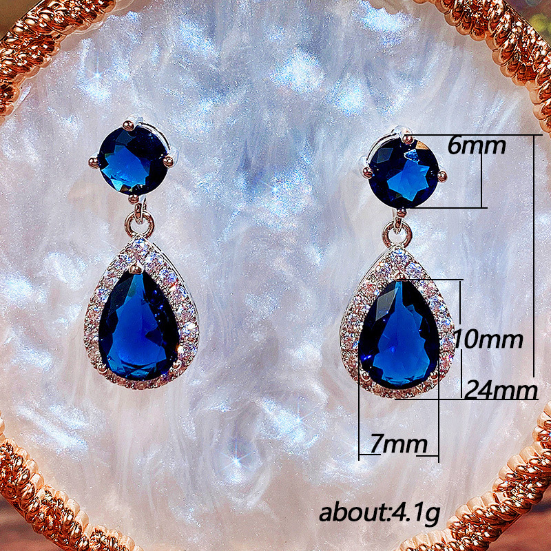 Orecchini a cerchio in cristallo e zirconi multicolori donna_voghion.com