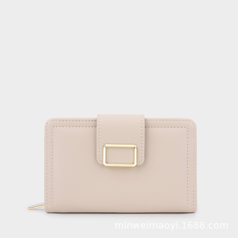 Designer Look Metal Hasp Bifold Wallet 80% off Designer Look Metal Hasp Bifold Wallet 80% off