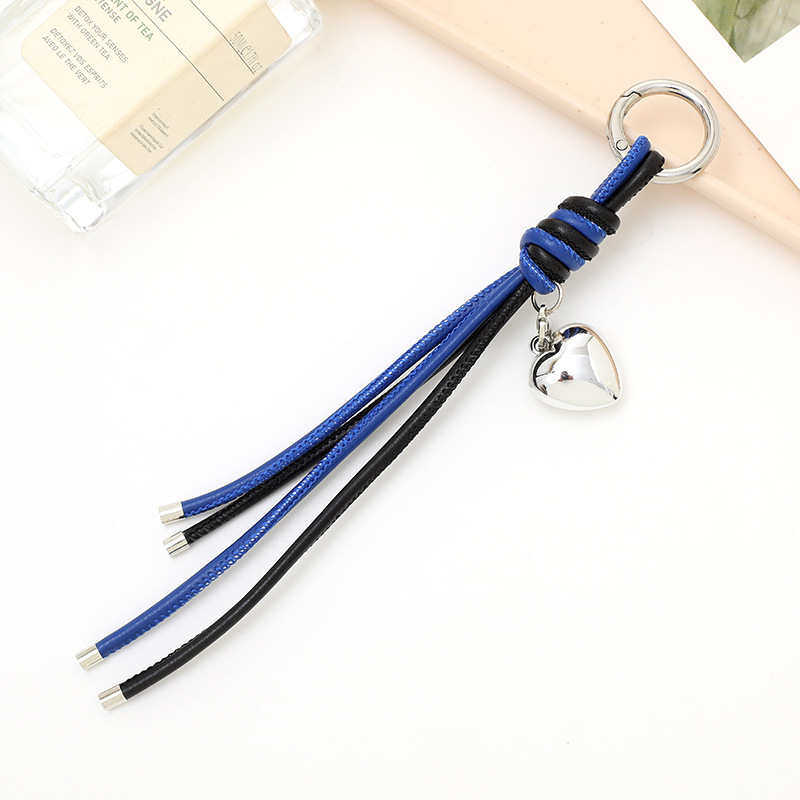 Nuevo tipo de cuerdas de cuero PU llavero colgante in bolsos de moda colgante cadena accesorios DIY tejido a mano