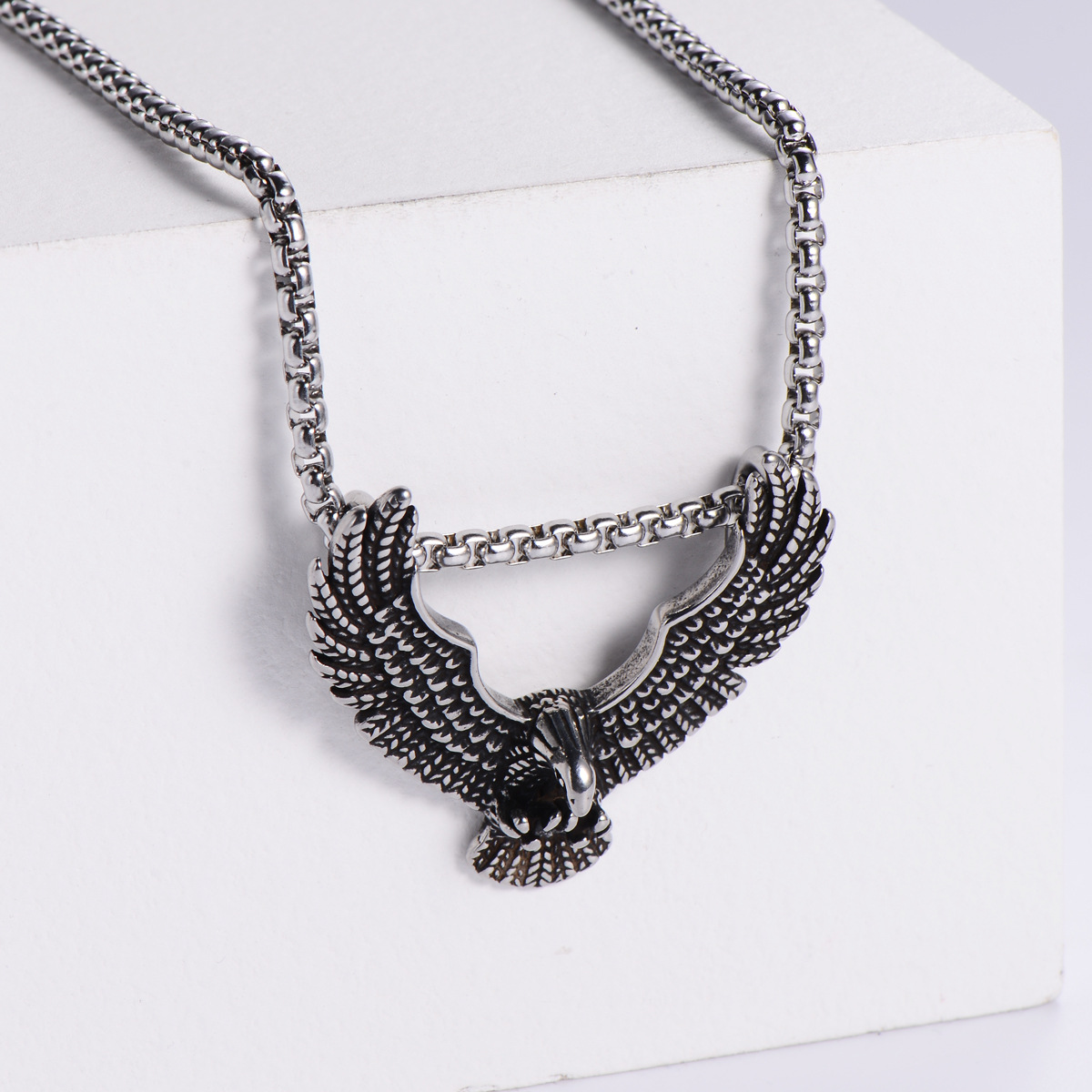 14g Weight 18K Gold Plated Plating Material 304 Stainless Steel Chain Material Business, Travel, Birthday Occasion 304 Stainless Steel Material Unisex Gender Retro Style Retro 304 Stainless Steel 18K Gold Plated Unisex 1