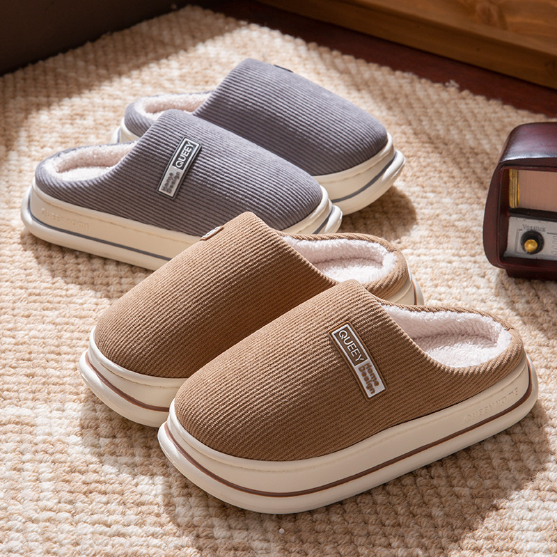 Pantofole in cotone antiscivolo con suola spessa per uomo in inverno 2026 nuove pantofole in cotone caldo e morbido per la casa da interno per donna