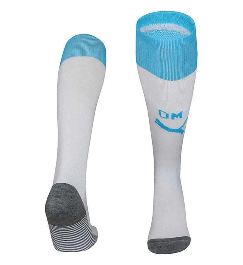 26 club tailandés Copa del Mundo calcetines de fútbol para hombres toallas profesionales sobre la rodilla antideslizante calcetines gruesas para adultos y niños