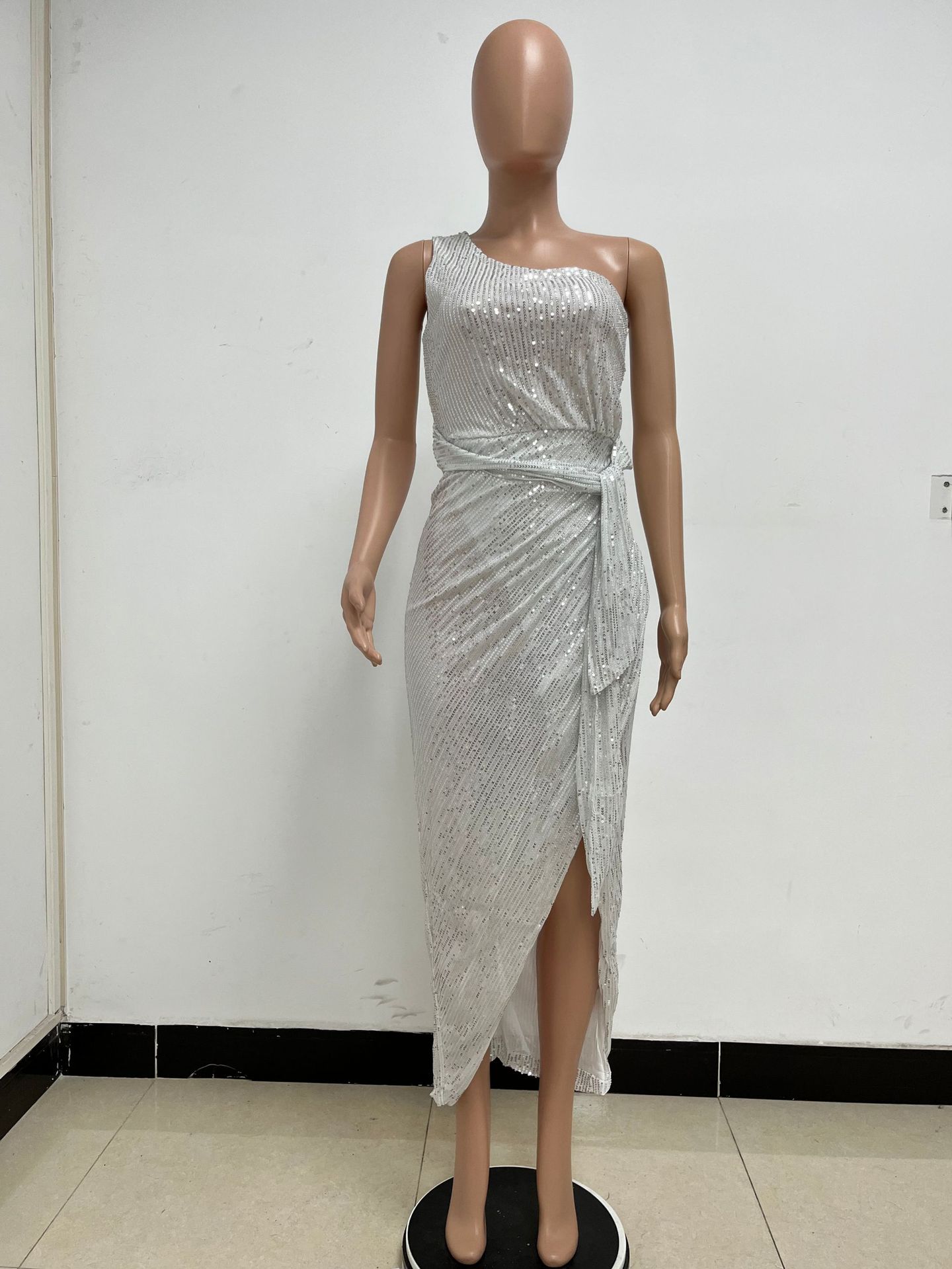 357g Weight Maxi Long Dress Dress Length Type Sleeveless Sleeve Length Sheath Dress Dresses Type Spandex, Polyester Fabric Type High Waist Waist Line Holiday, Daily Occasion Oblique collar Neckline Slim Fit Type Solid Color Pattern Summer Season Women's Gender Elegant, Sexy Style Wholesale Women's Elegant Sexy Solid Color Holiday Daily Oblique Collar Sleeveless Sheath Dress 93