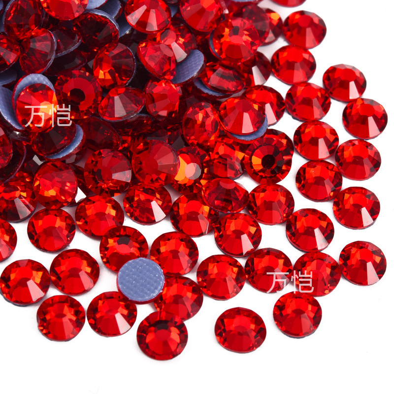 爆発的な輝きの平底イミテーションオパールラインストーン、衣類用アクセサリー、電気メッキガラスラインストーン、大型装飾品、DIYジュエリーアクセサリー材料