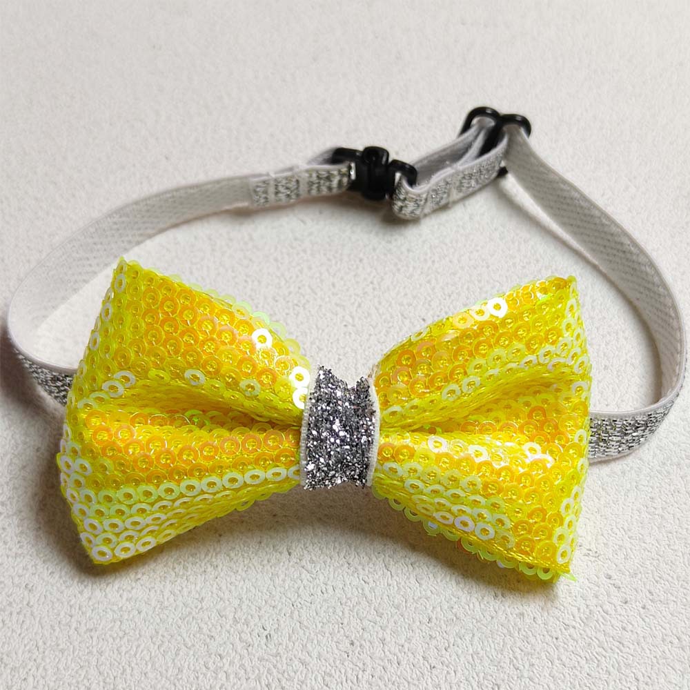 Ventas de la fábrica en stock lentejuelas pajarita PET pajarita avanzada de lentejuelas gato perro arco ajustable accesorios para mascotas